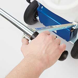 Graco FieldLazer S90 is the first of its kind! Offers high-pressure ...